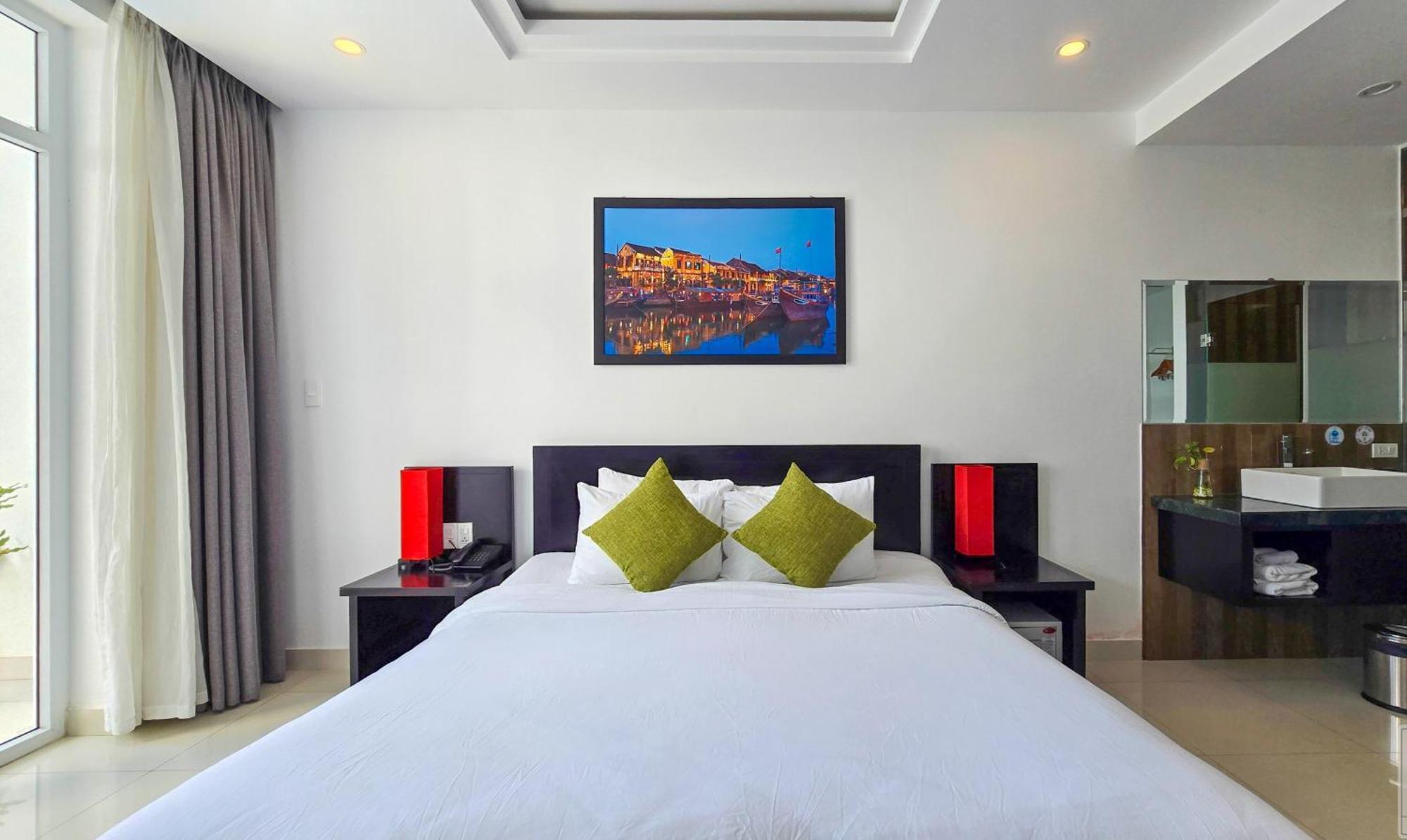 Riverside White House Hotel Hoi An Rum bild